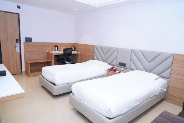 Hotel Kinara Grand Hyderabad Exterior photo