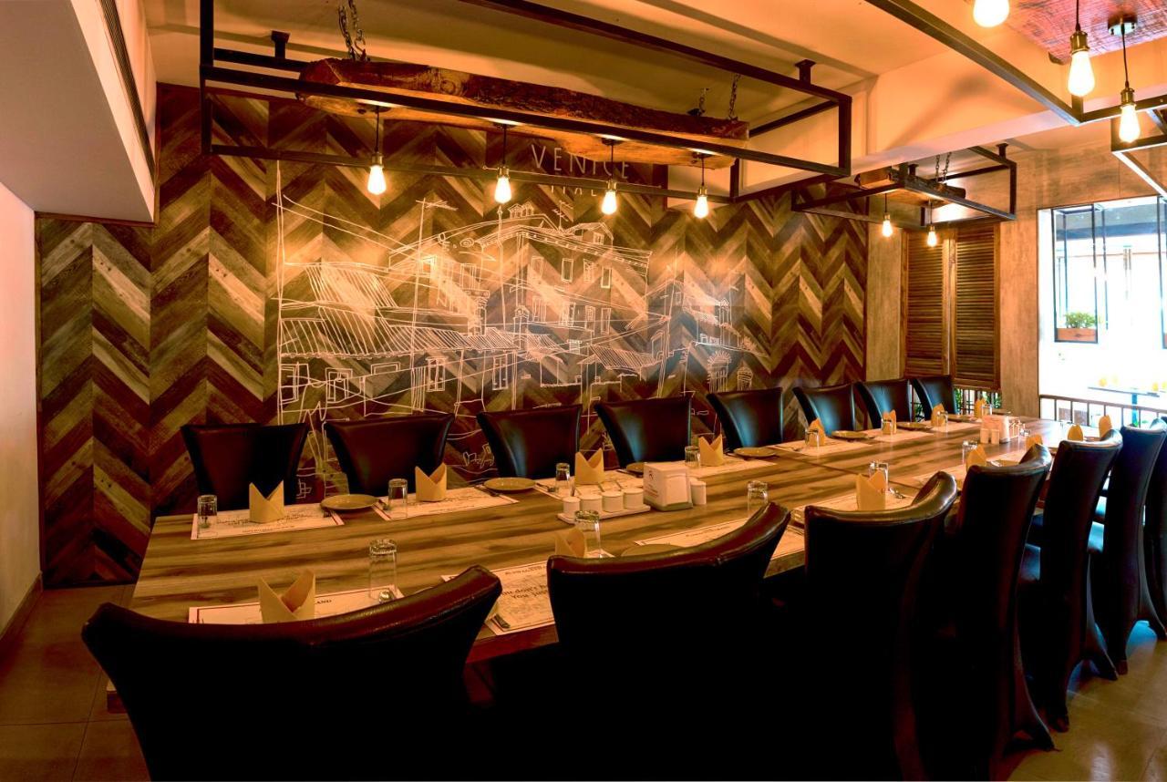 Hotel Kinara Grand Hyderabad Exterior photo